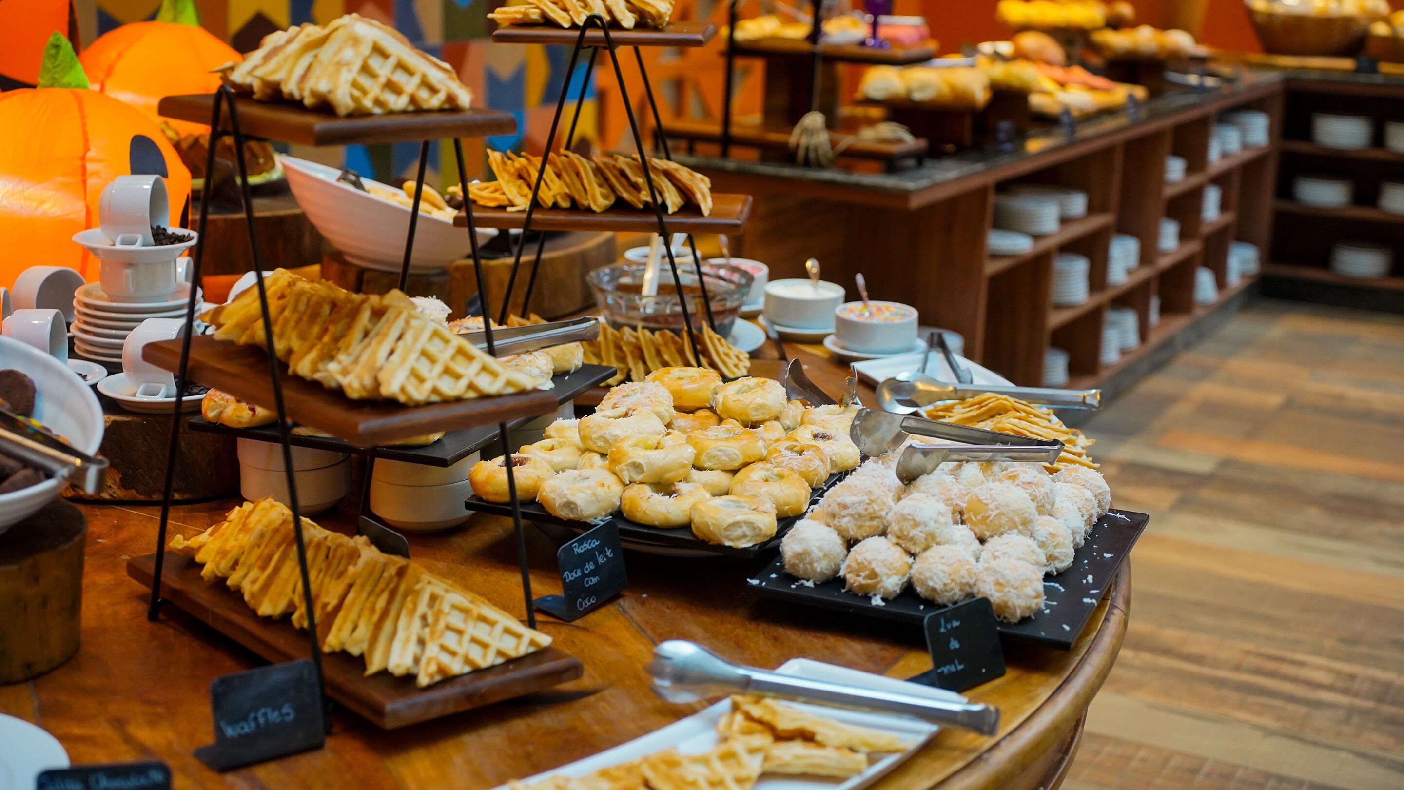 Desayuno bufé gratuito y diario