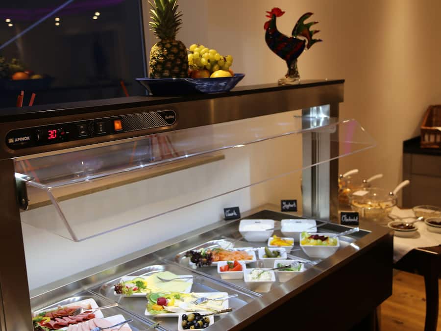 Desayuno buffet incluido todos los días