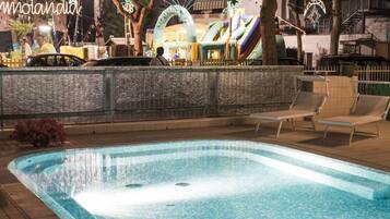 Piscina all'aperto