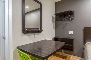 Sistema de insonorización, wifi gratis, ropa de cama