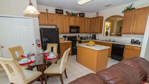 Apartment, Multiple Bedrooms | In-room dining - 1028OCB (Davenport)