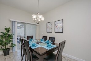 Apartment, Multiple Bedrooms | In-room dining