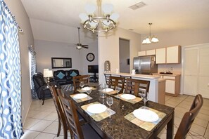 Apartment, Multiple Bedrooms | In-room dining