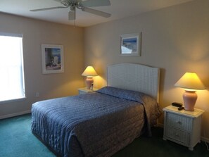 Apartment, Multiple Bedrooms | 3 bedrooms, free WiFi - 446RD (Davenport)