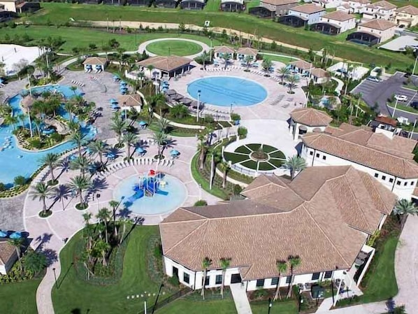 Aerial view - 1408 Wexford Way (Davenport)