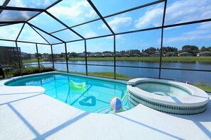 Udendørs pool