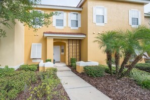 Front of property - ACO FUN – 3 BD WITH JACUZZI (1619) (Kissimmee)