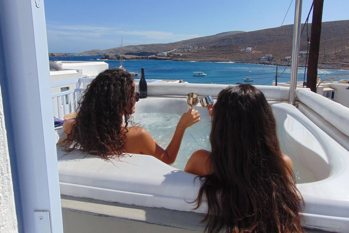 Junior Suite, Jetted Tub, Sea View | Beach/ocean view
