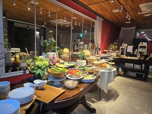 Daily buffet breakfast for a fee - The Sangju Hotel Seoul (Seoul)