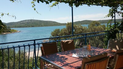 Beachfront Apartment Fortuna - Home away from home