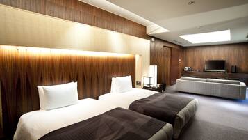 Kahden hengen huone (kaksi sänkyä) (Precious Suite) | Minibaari, tallelokero huoneessa, ilmaiset vauvansängyt, lisävuoteet