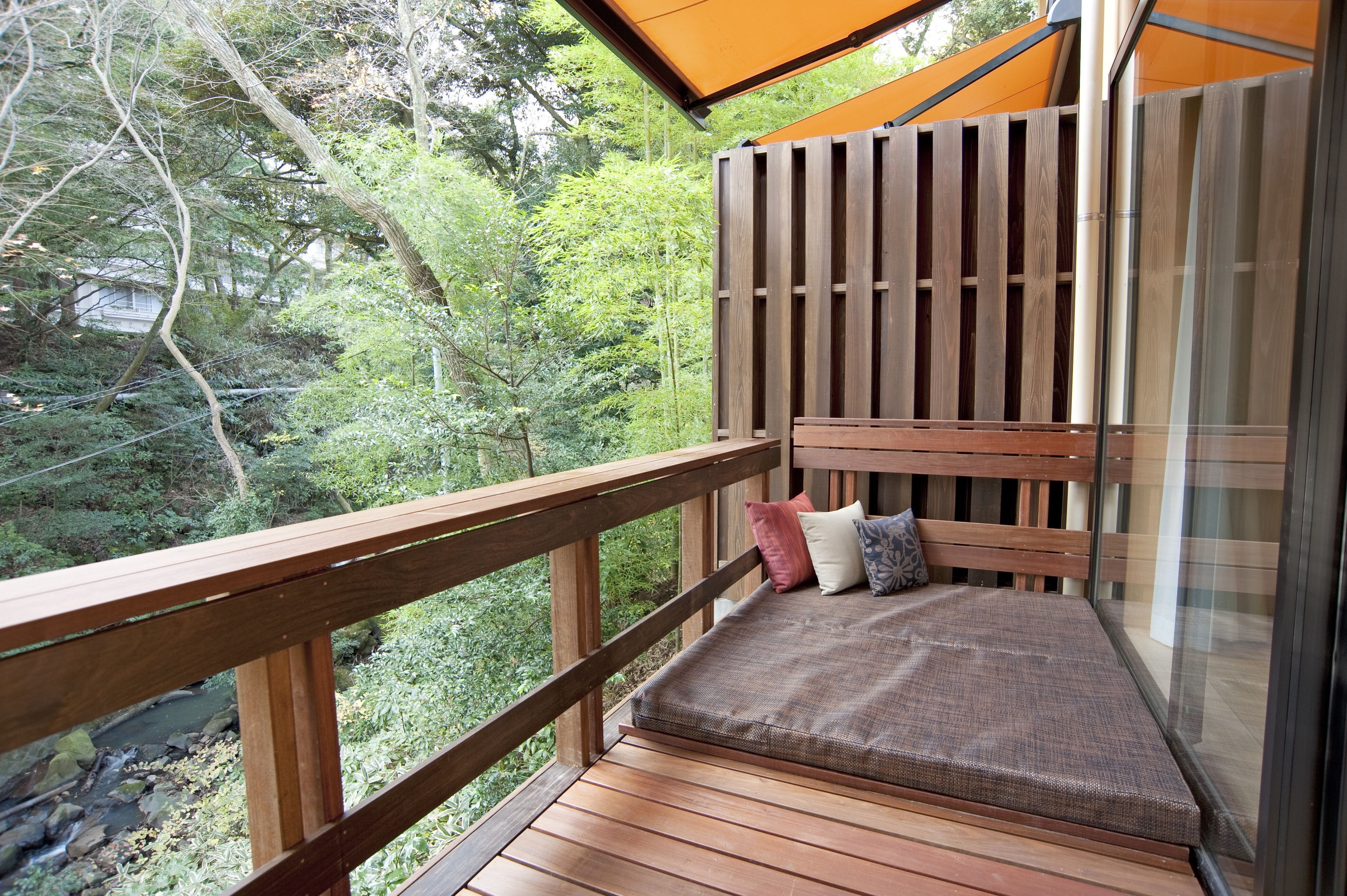 luxury suite maisonette twin | balcony