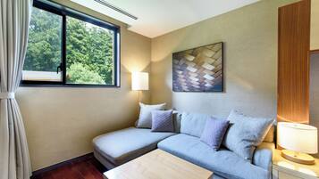 Phòng đôi Cao cấp (Maisonette Suite King) | Minibar, két bảo mật tại phòng, nôi (giường cho trẻ sơ sinh) miễn phí