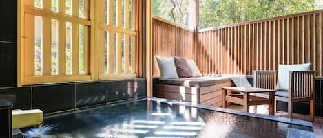 Luxury Suite Twin | Bathroom