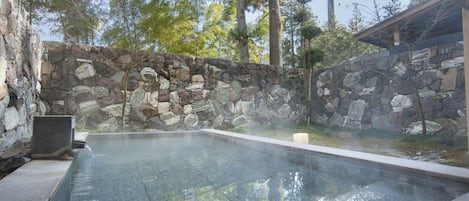 Baño termal público