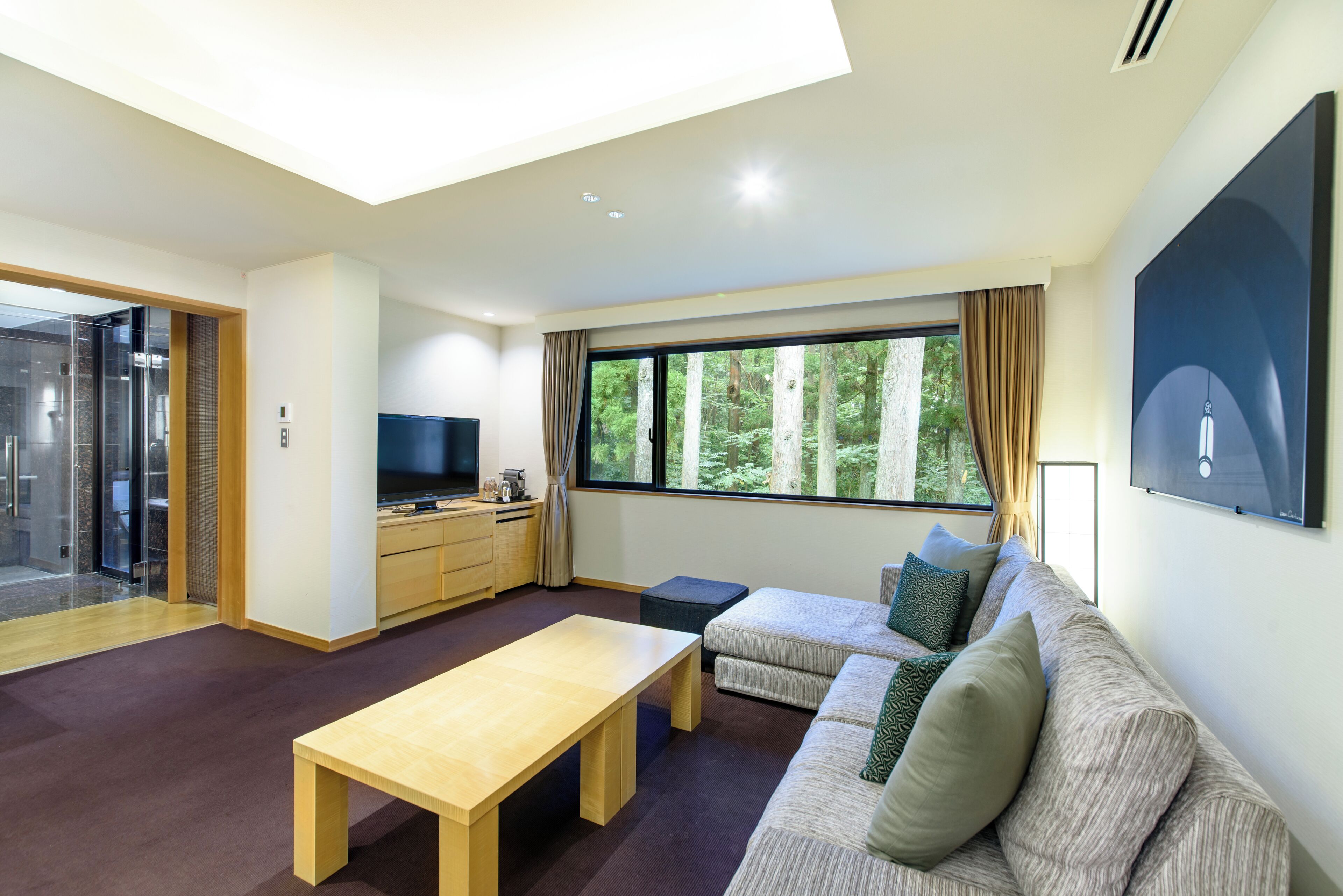 Precious Suite King Double | Minibar, in-room safe, free cribs/infant beds, free WiFi