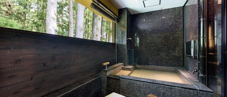 Precious Suite King Double | Bathroom