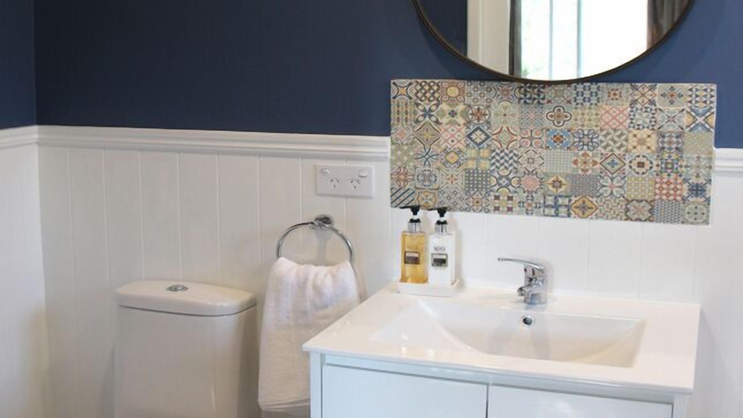 Songbird Lodge near Surfers Paradise Pet Friendly — image 5