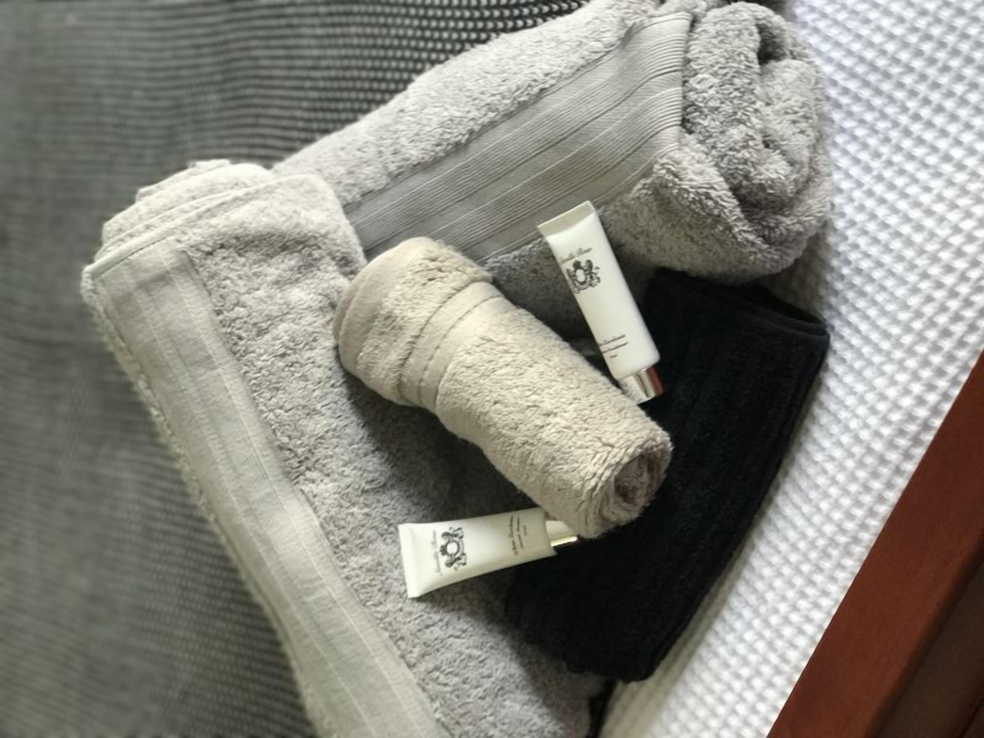 West Hobart House - perfect for families — image 16