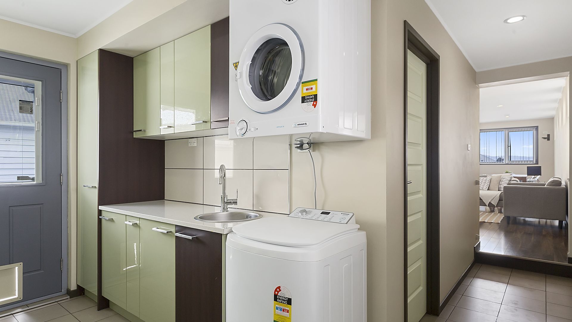 West Hobart House - perfect for families — image 9