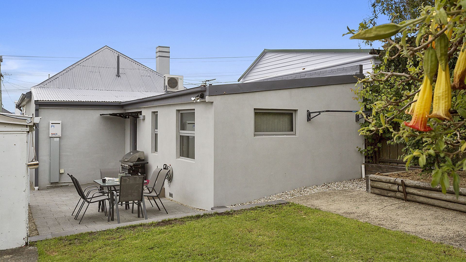 West Hobart House - perfect for families — image 12