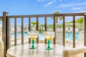 Et oppvarmet basseng