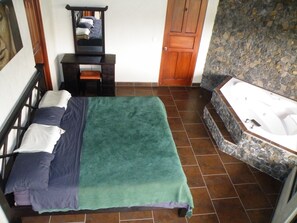 3 Schlafzimmer, Pillowtop-Betten, Bügeleisen/Bügelbrett