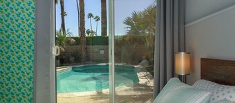 PS-ID #76 Stylish Mid-Century Modern Oasis with Surrounding Mountain Views