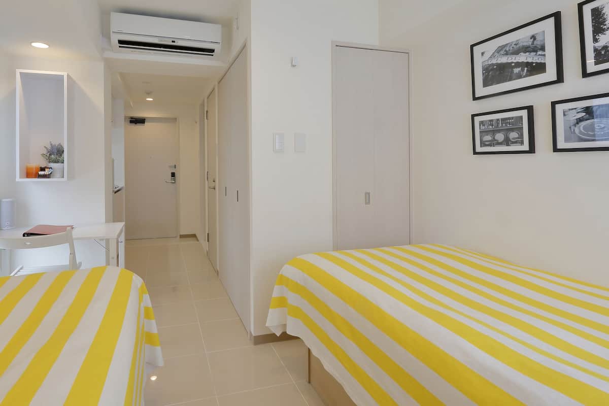 3rd Floor Room RIN (2 Single Bed)