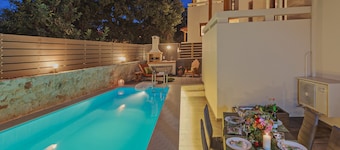 All season-sun villa, private pool,near amenities