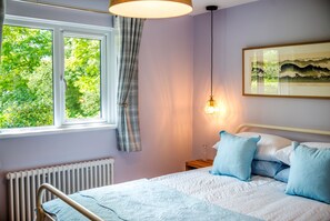 2 chambres, fer et planche à repasser, lit parapluie, Wi-Fi gratuit