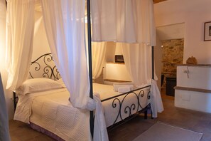1 chambre, fer et planche à repasser, lit parapluie, Wi-Fi gratuit