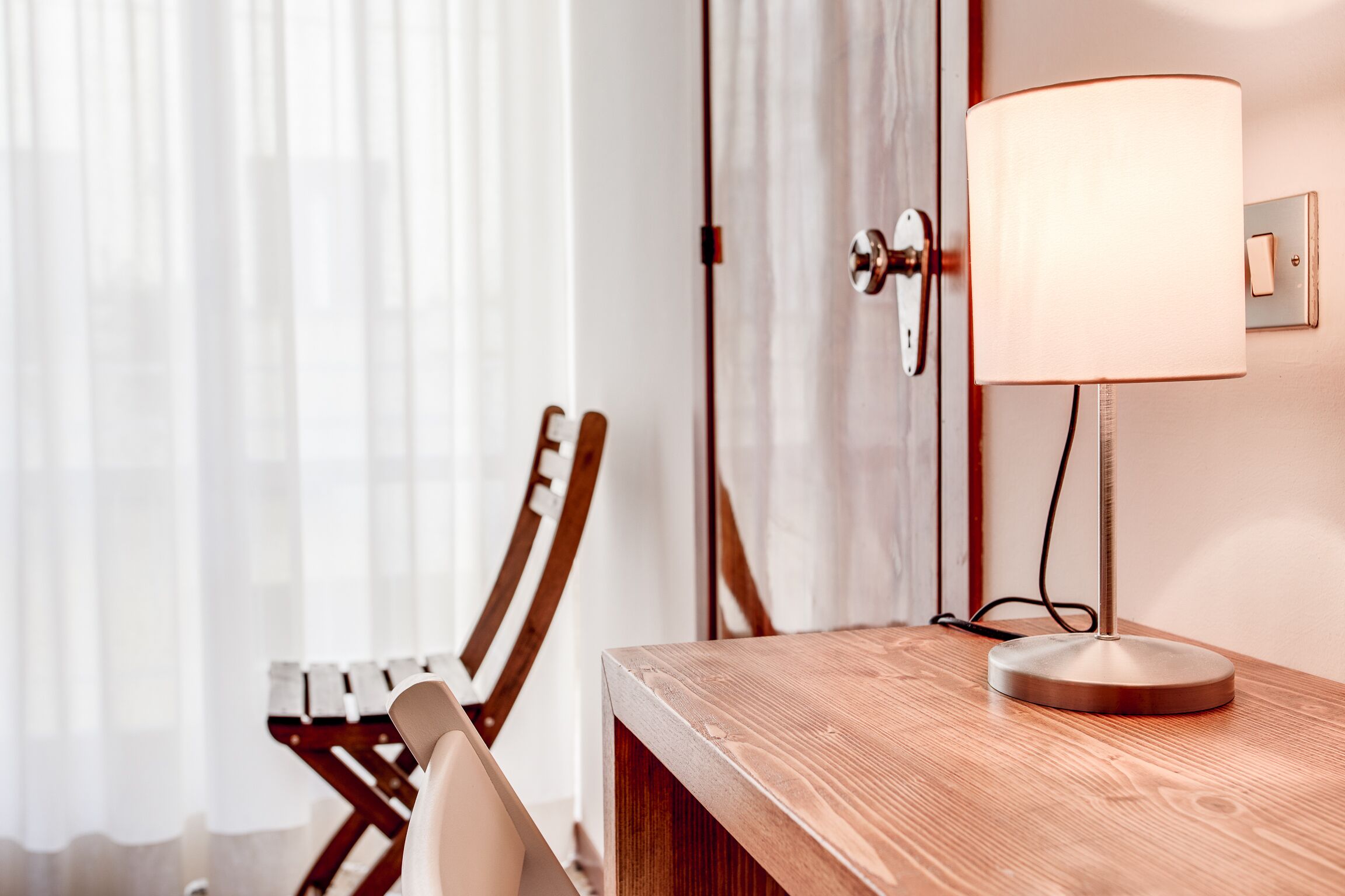 double room | in-room safe, desk, free wifi, bed sheets