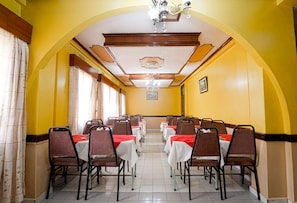 Dining - Midview Hotel Nairobi (Nairobi)