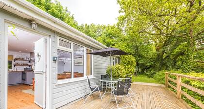 Woodpecker is Laid back luxury in 9 acres of countryside right near the beach