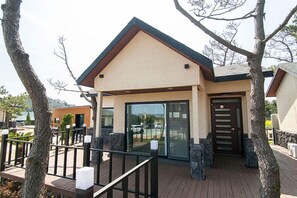 Exterior - On The Stone Pension (Seogwipo)