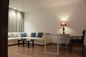 Suit Room | Blendingsgardiner og wi-fi (inkludert)