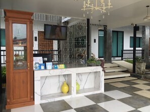 Inn-/utsjekkingsautomat