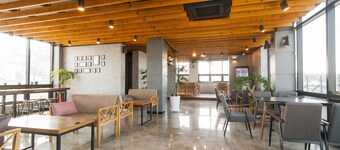 On The Stone Guesthouse 1 - Hostel