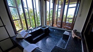 Biệt thự (5 Bedrooms) | Phòng tắm