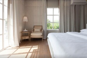 Standard Double Room with Mountain View | Minibar, rollaway beds, free WiFi - Meesuk Boutique House (Chiang Mai)