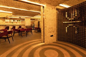 Bar (en la propiedad)