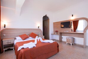 Double Room, Balcony - Oykun Hotel (Fethiye)