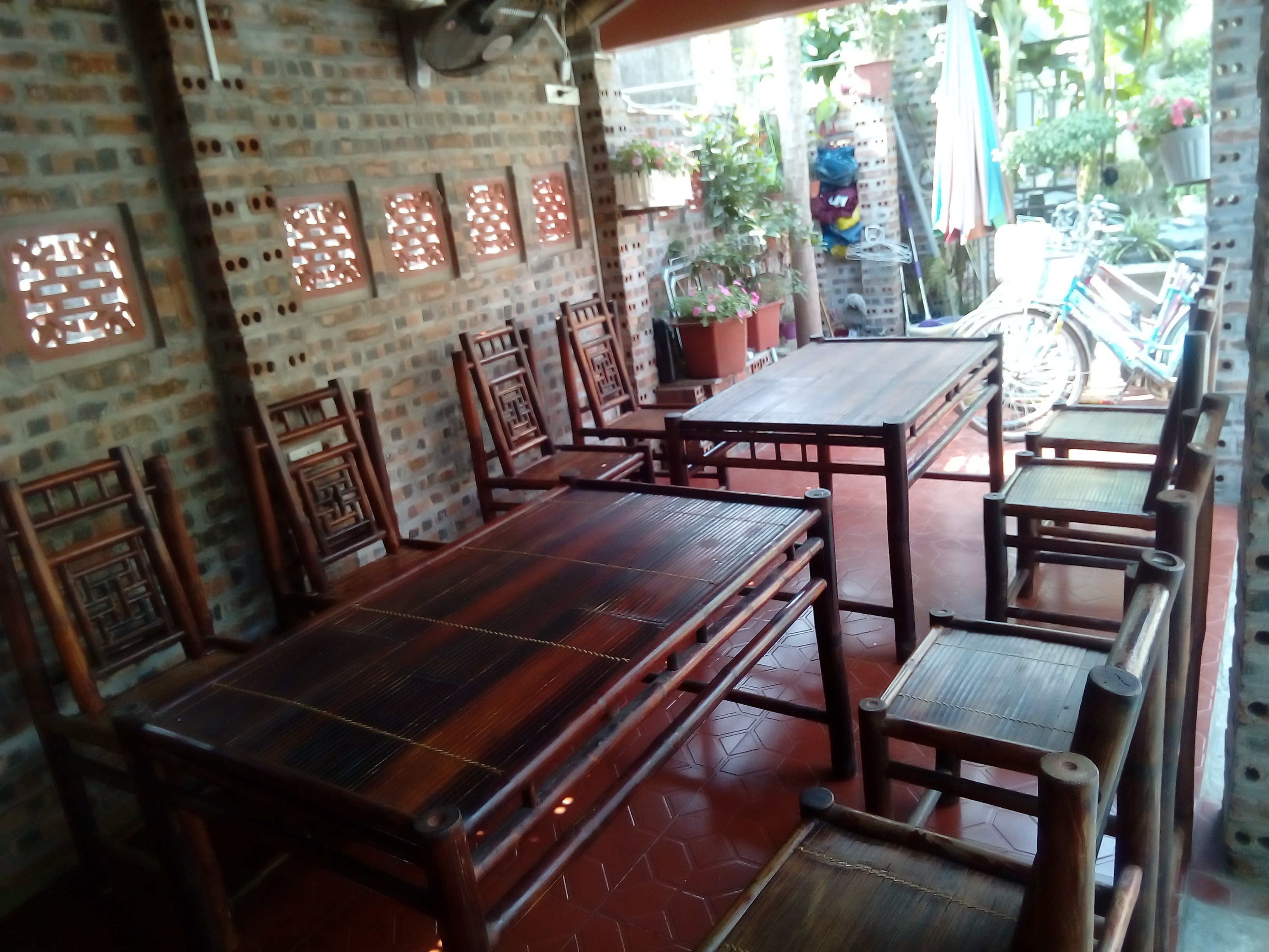 Free daily local cuisine breakfast 