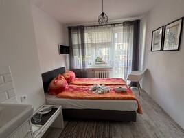 Wifi gratis y ropa de cama