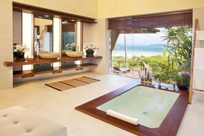 5-Bedroom Villa | Bathroom - SLV  Villa (Koh Samui)