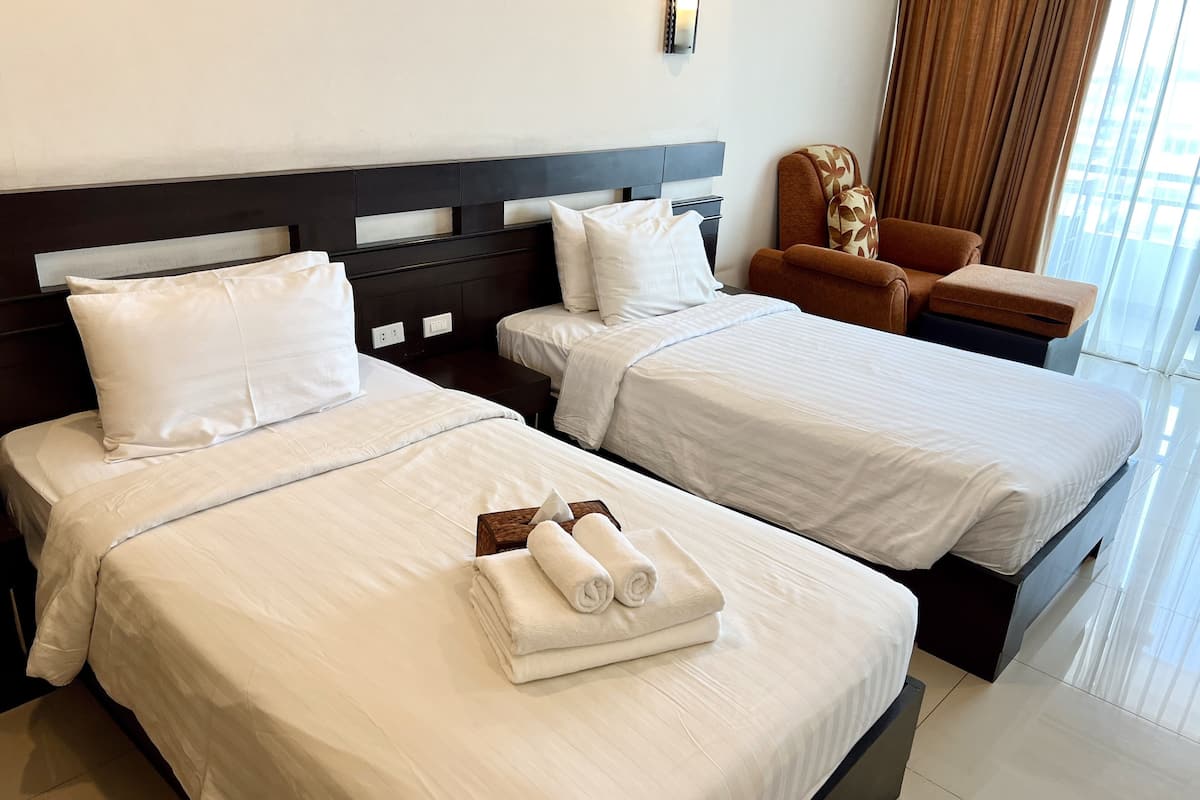 exclusive deluxe room | 1 bedroom, minibar, desk, free wifi