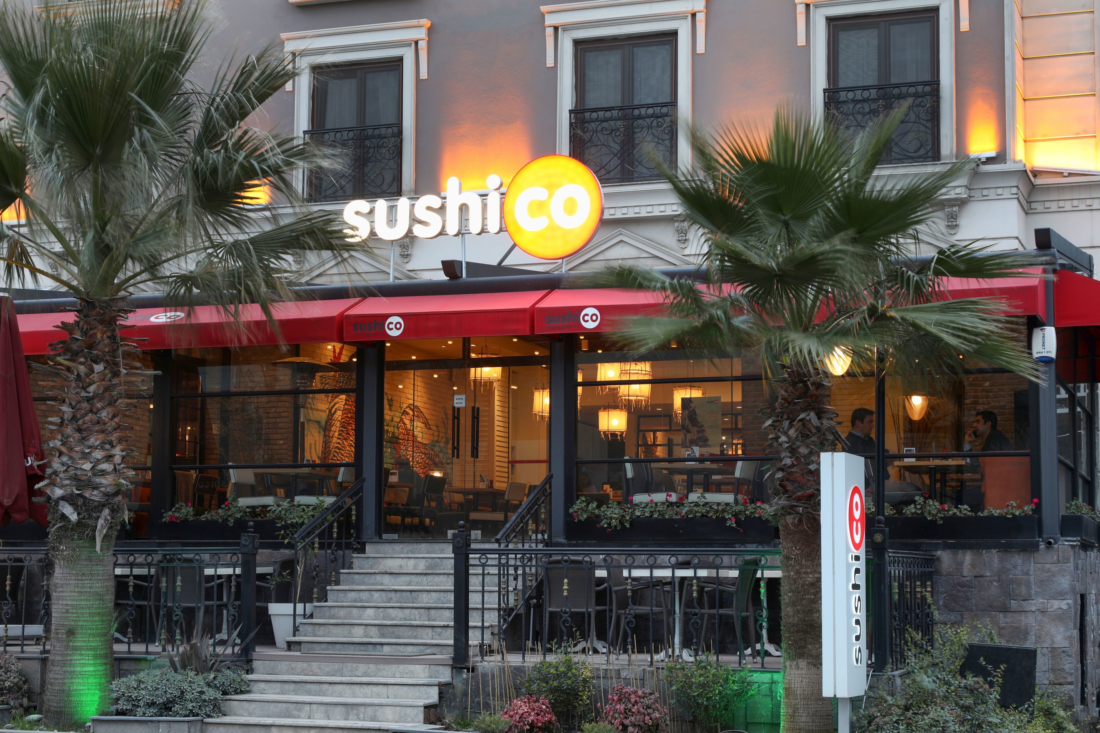 4 restaurants, breakfast, lunch, dinner served; turkish cuisine