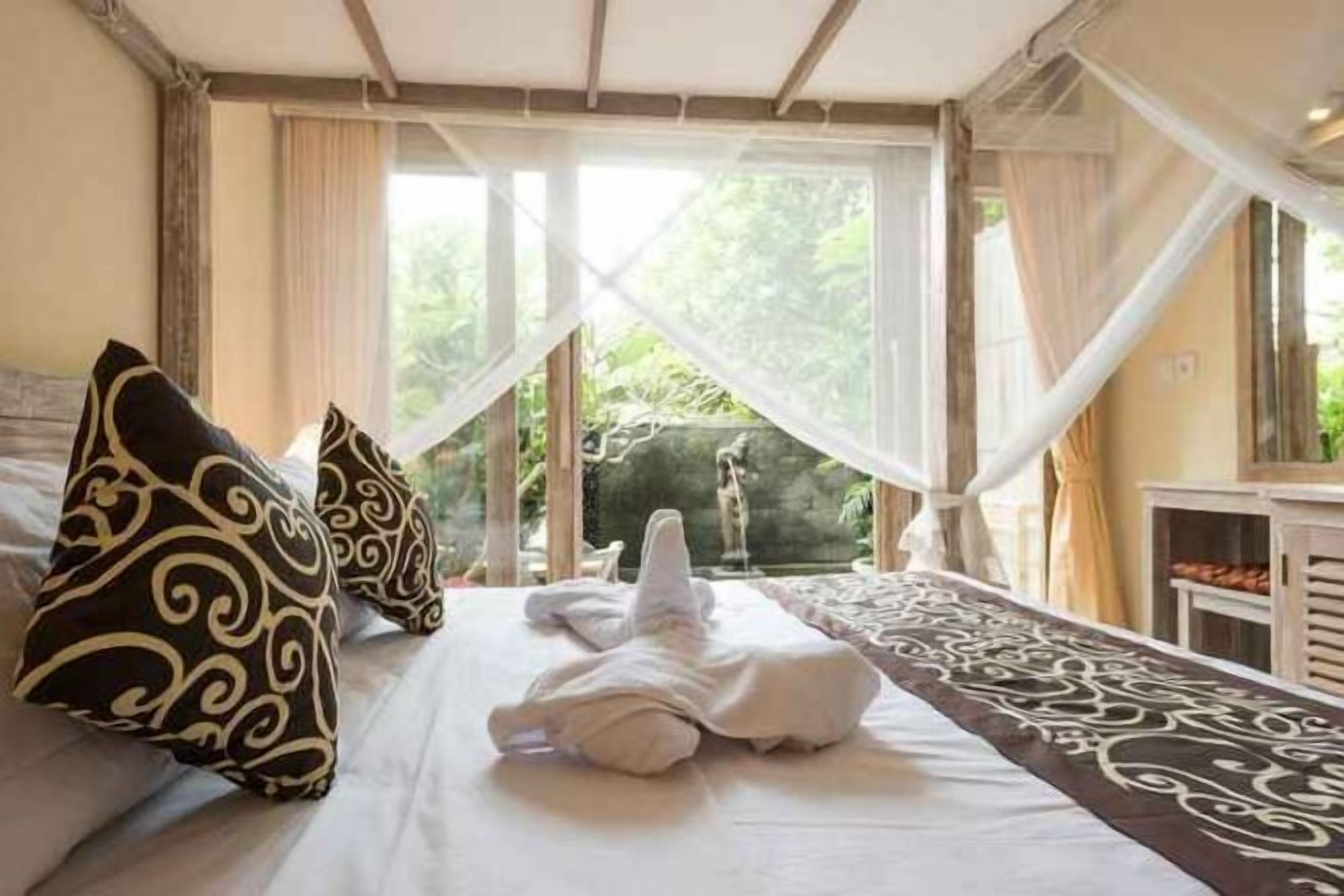 Bureau, accès au Wi-Fi (inclus)