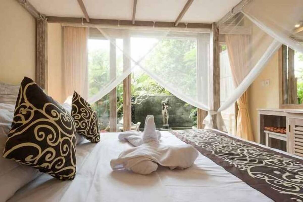 Bureau, accĂšs au Wi-Fi (inclus)